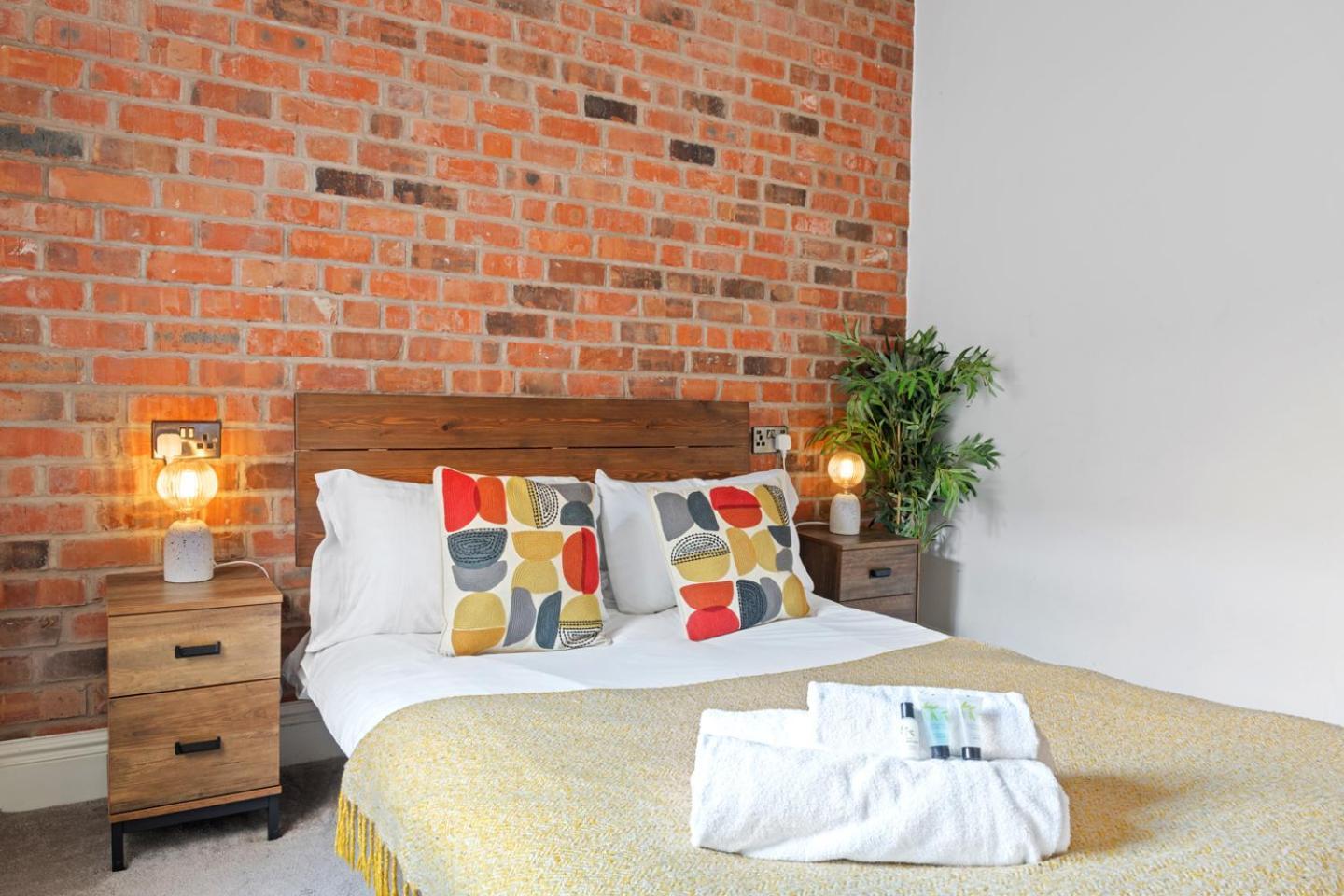 Luxurious City Centre Lace Market Apartment Nottingham Exterior photo